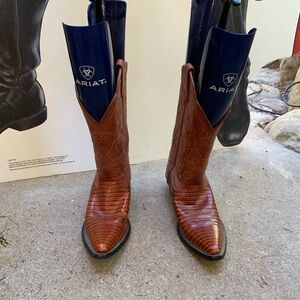 Ariat western leather boots